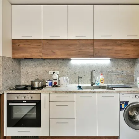 Armada 1br Апартаменты Варна