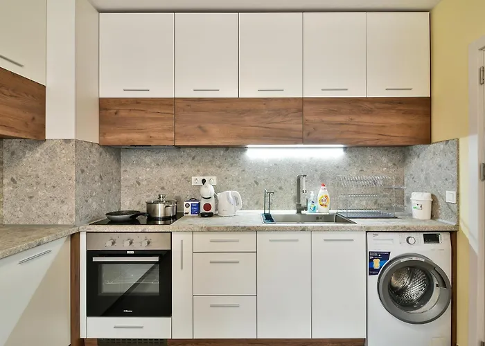 Armada 1br شقة فارنا