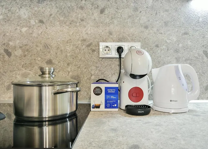 Armada 1br شقة فارنا